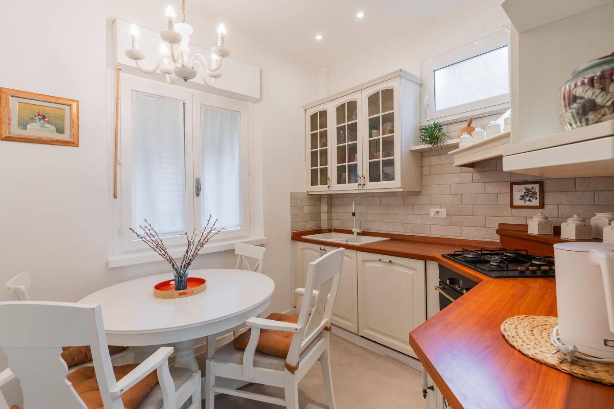 Linden Korzo Apartamento Rijeka Exterior foto
