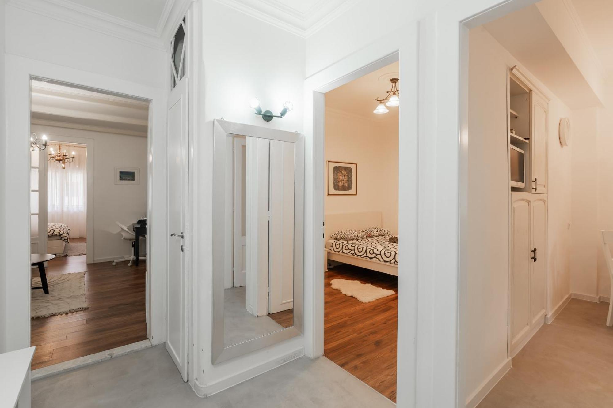 Linden Korzo Apartamento Rijeka Exterior foto